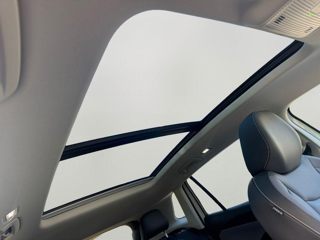 new 2025 Volkswagen Tiguan car, priced at $32,242