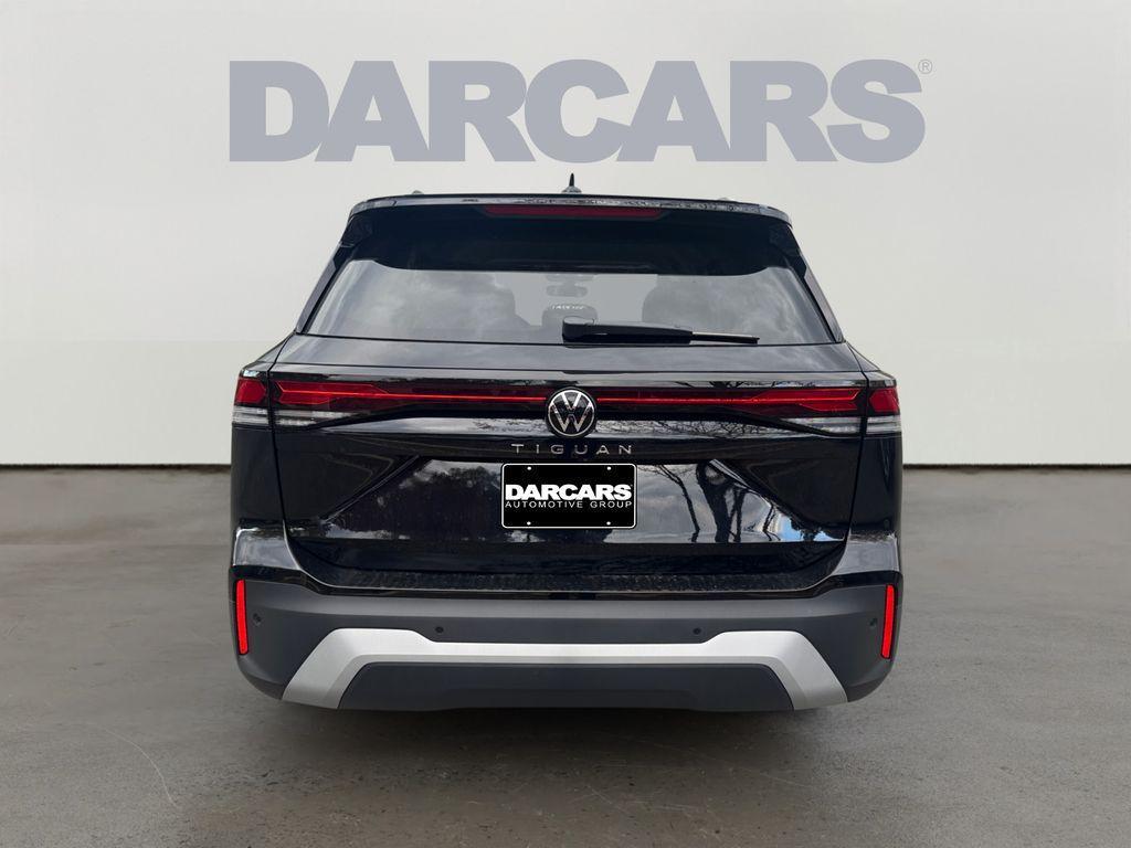 new 2026 Volkswagen Tiguan car, priced at $31,098