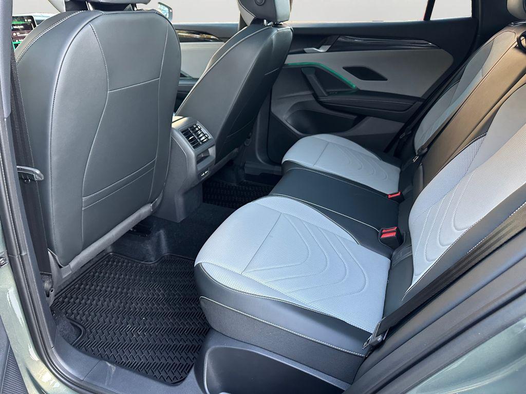 new 2025 Volkswagen Tiguan car, priced at $38,586