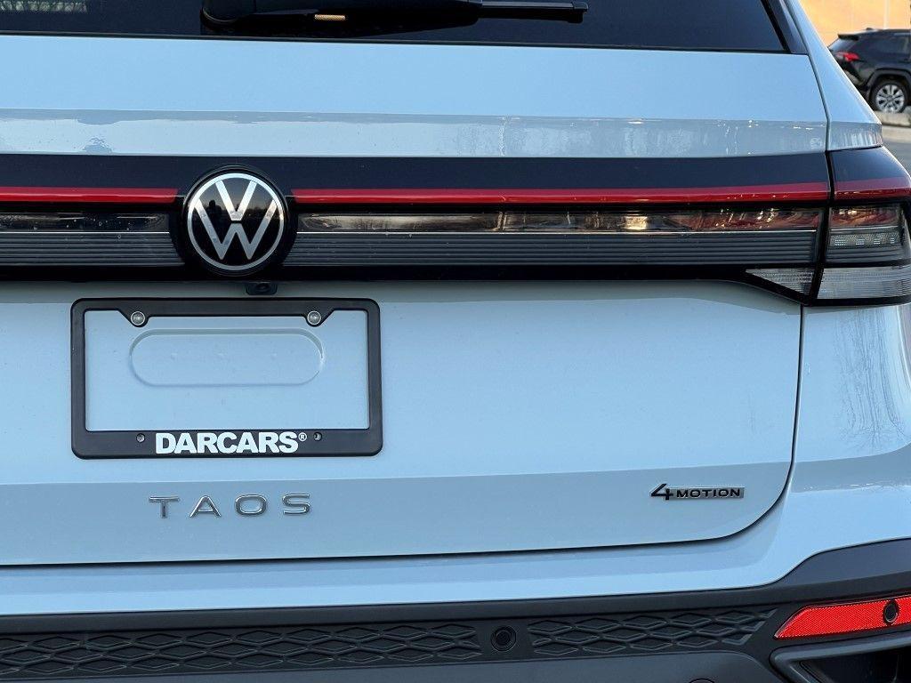 new 2025 Volkswagen Taos car, priced at $32,520