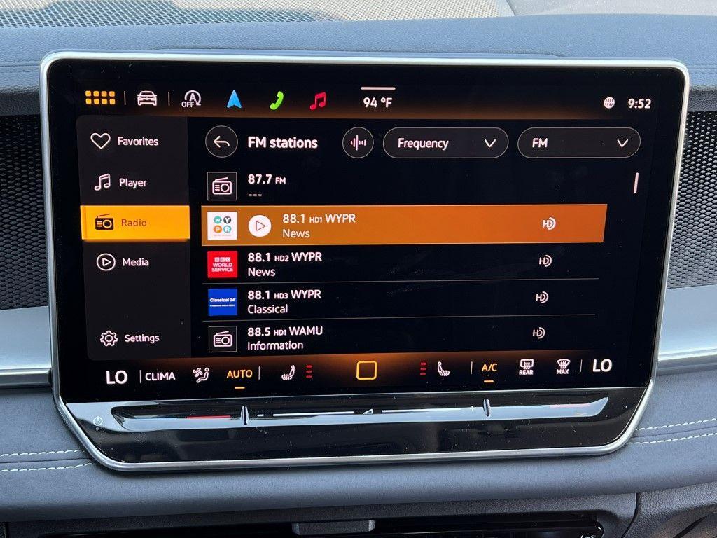 new 2025 Volkswagen Tiguan car, priced at $33,683