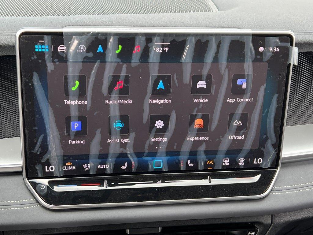 new 2025 Volkswagen Tiguan car, priced at $36,932