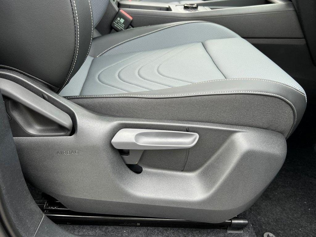 new 2025 Volkswagen Tiguan car, priced at $36,932