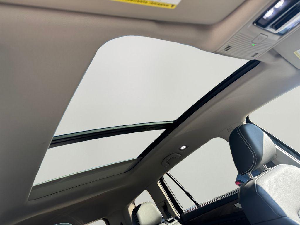 new 2026 Volkswagen Atlas car, priced at $45,705