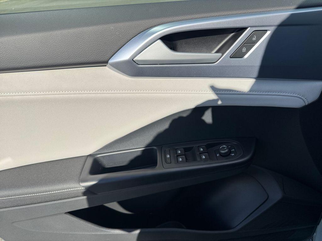 new 2026 Volkswagen Taos car, priced at $33,219