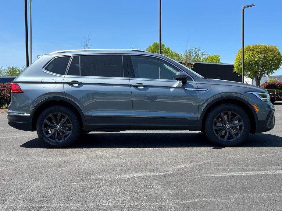 new 2024 Volkswagen Tiguan car, priced at $30,708