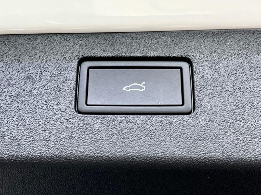 new 2025 Volkswagen Tiguan car, priced at $40,120