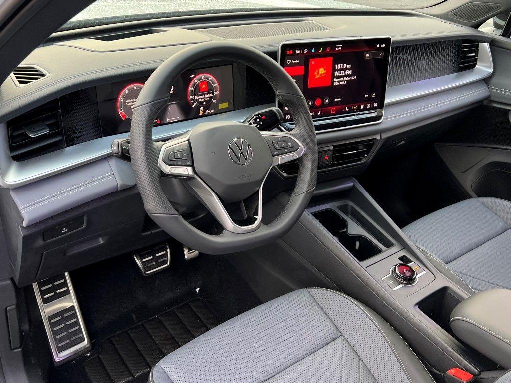 new 2025 Volkswagen Tiguan car, priced at $40,120