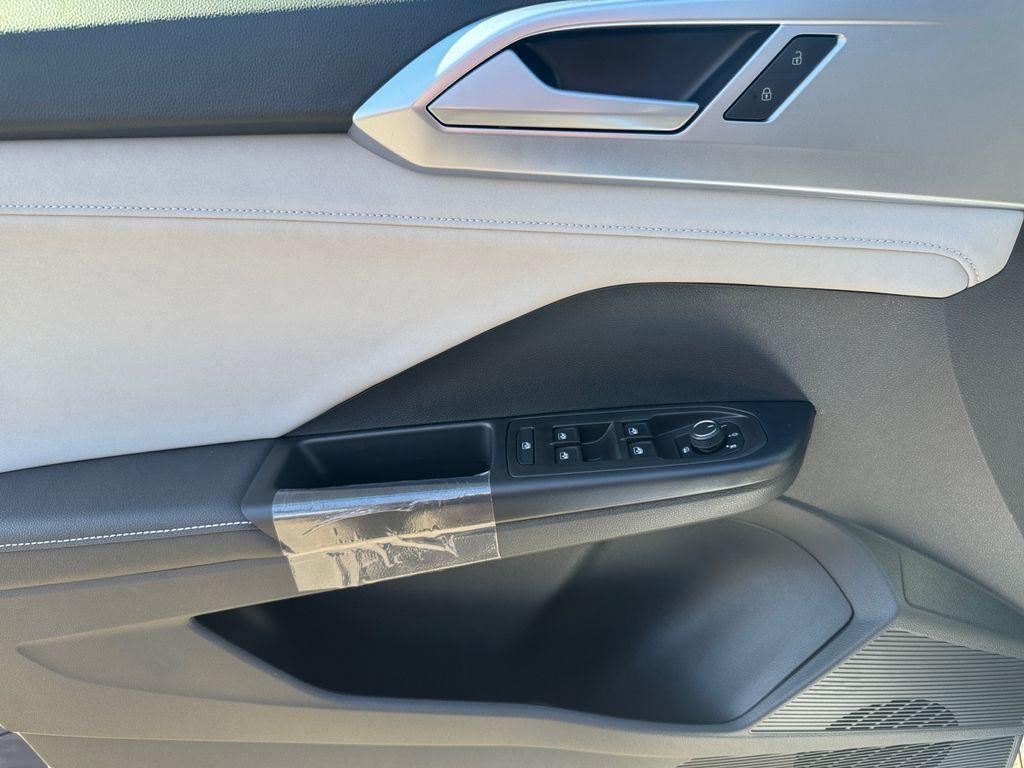 new 2026 Volkswagen Taos car, priced at $33,219