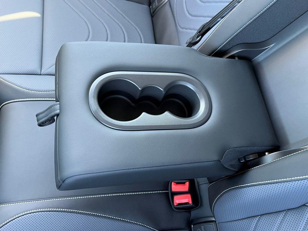 new 2025 Volkswagen Tiguan car, priced at $33,820