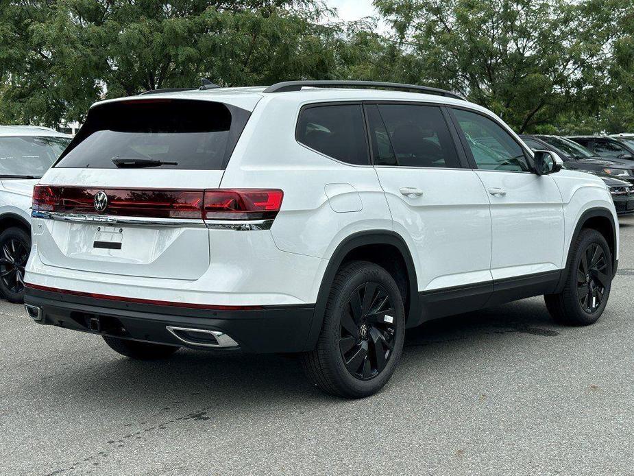 new 2024 Volkswagen Atlas car, priced at $40,663