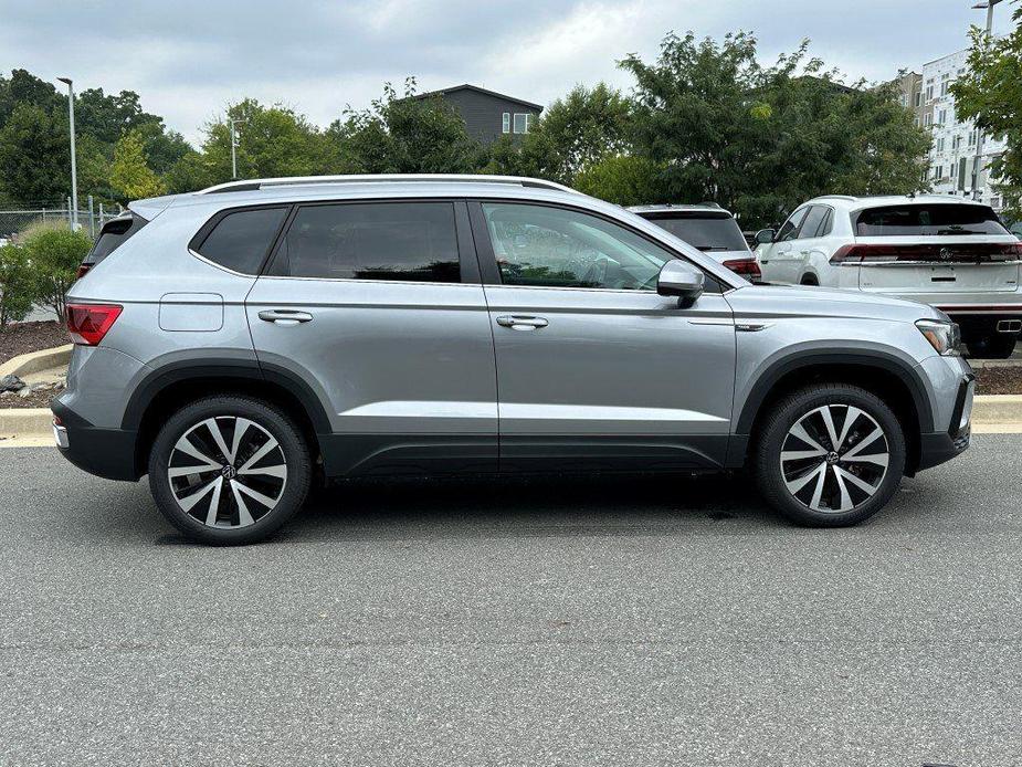 new 2024 Volkswagen Taos car, priced at $25,226