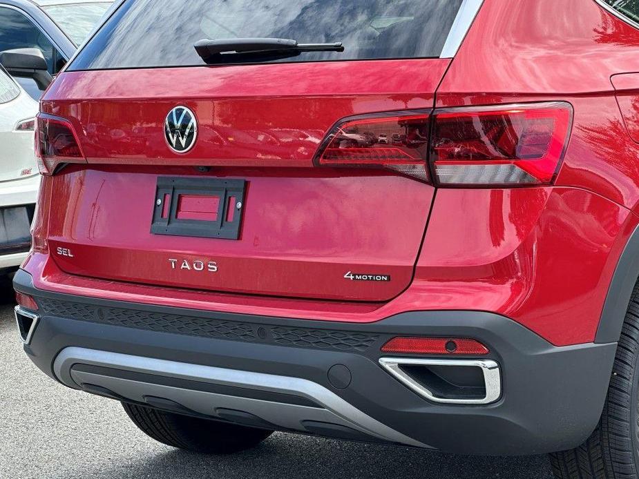 new 2024 Volkswagen Taos car, priced at $30,553