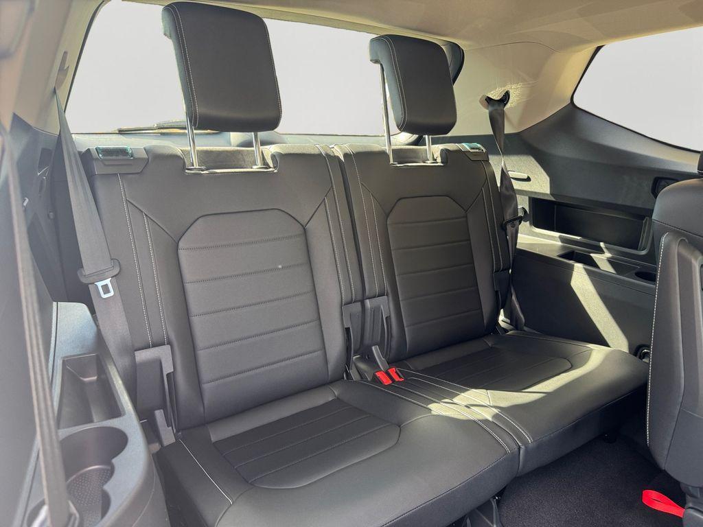 new 2025 Volkswagen Atlas car, priced at $43,692