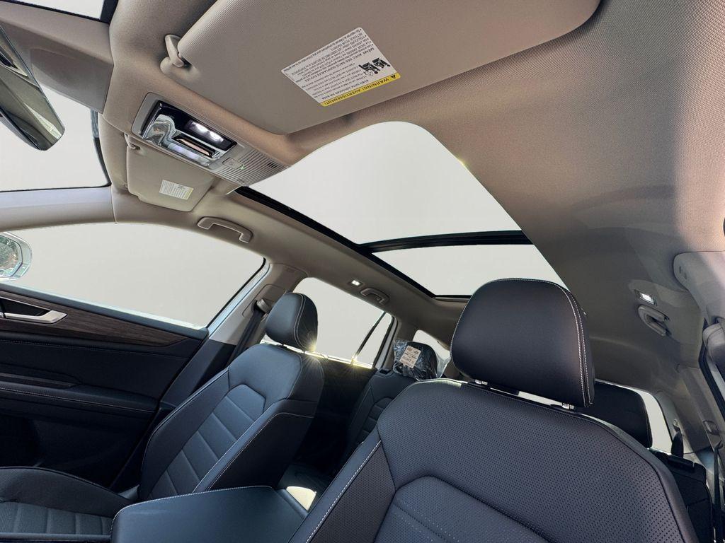 new 2025 Volkswagen Atlas car, priced at $43,692