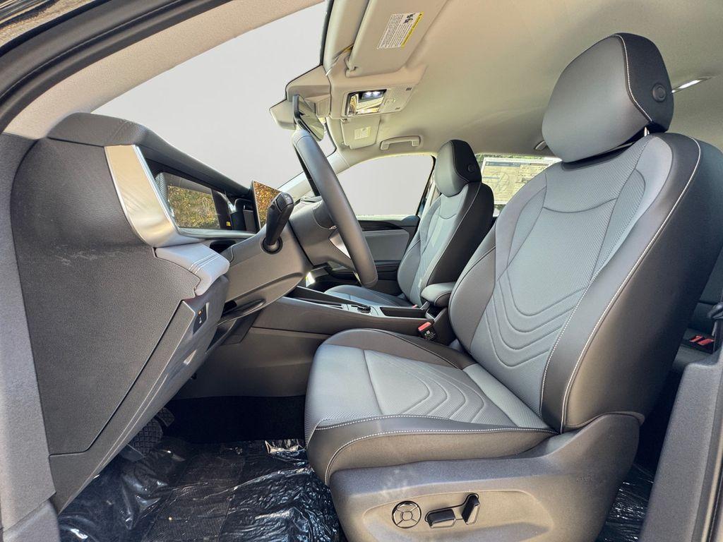 new 2025 Volkswagen Tiguan car, priced at $31,887