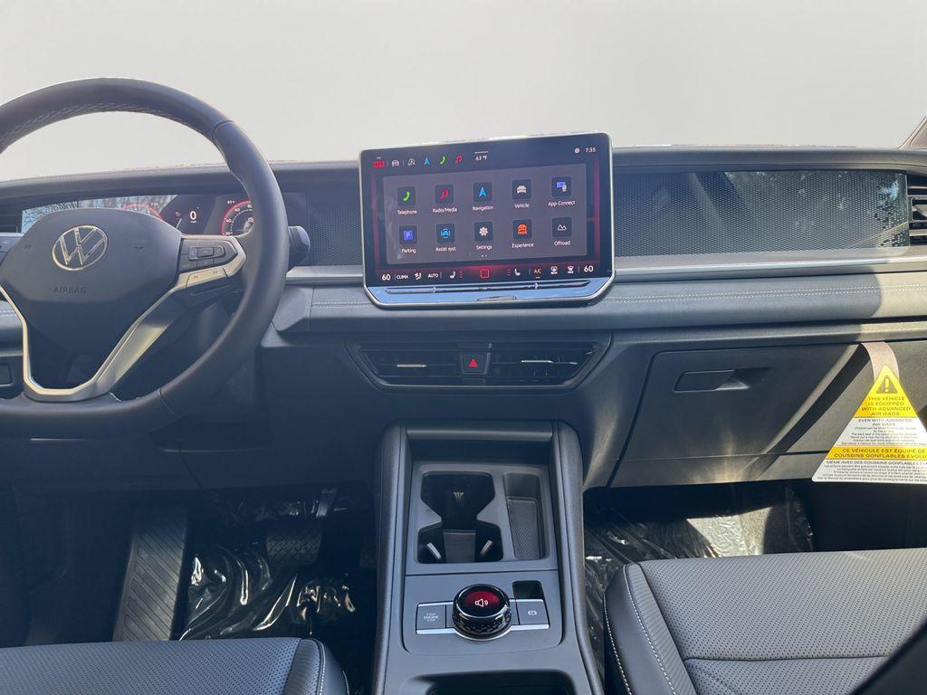 new 2025 Volkswagen Tiguan car, priced at $31,887