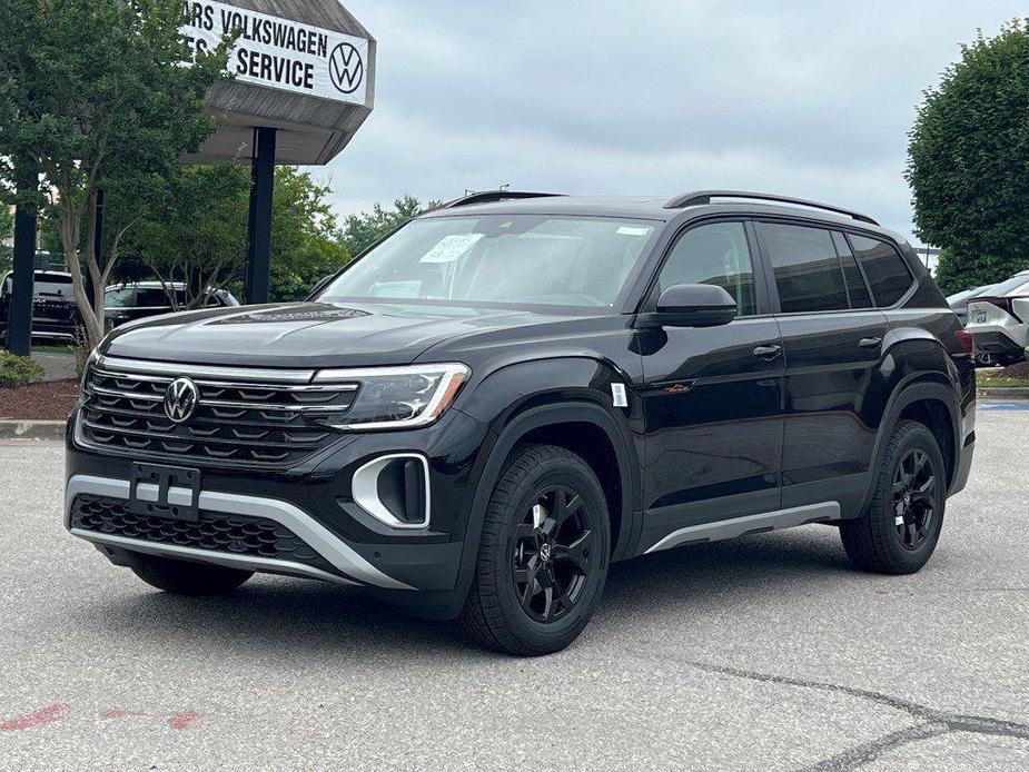 new 2024 Volkswagen Atlas car, priced at $46,201