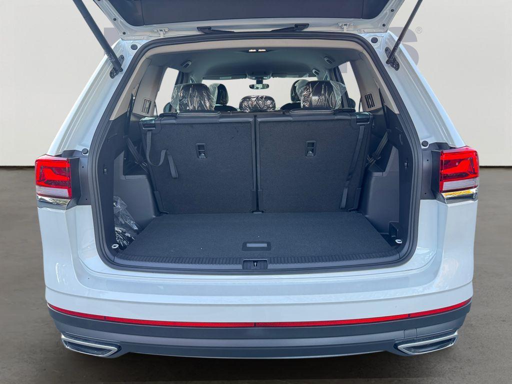 new 2026 Volkswagen Atlas car, priced at $39,263