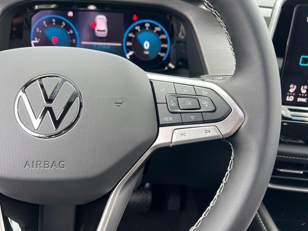 new 2026 Volkswagen Atlas Cross Sport car, priced at $47,345