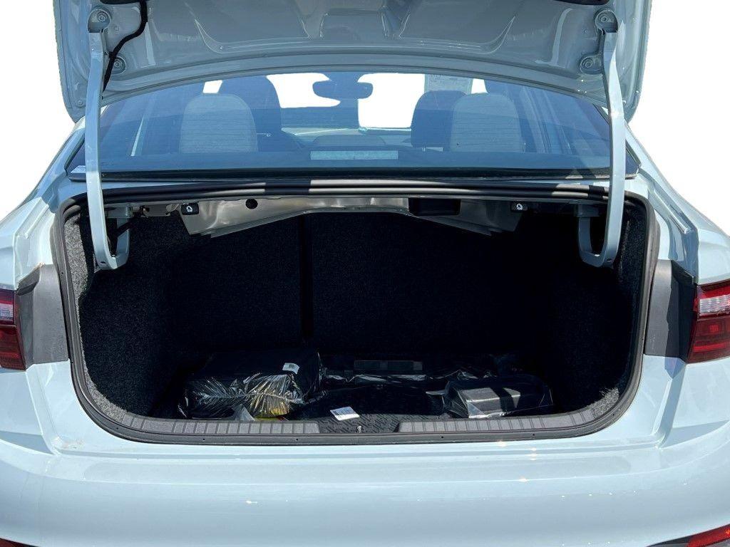 new 2025 Volkswagen Jetta car