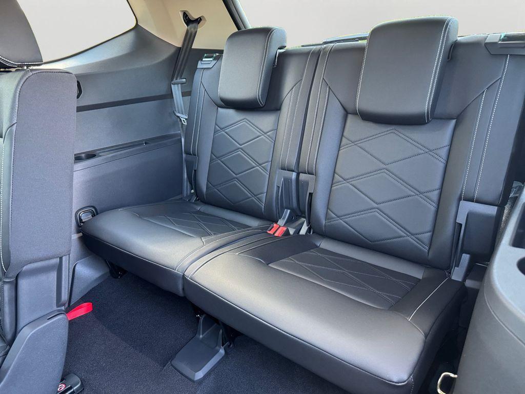 new 2026 Volkswagen Atlas car, priced at $46,186