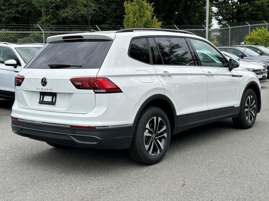 new 2024 Volkswagen Tiguan car, priced at $25,674