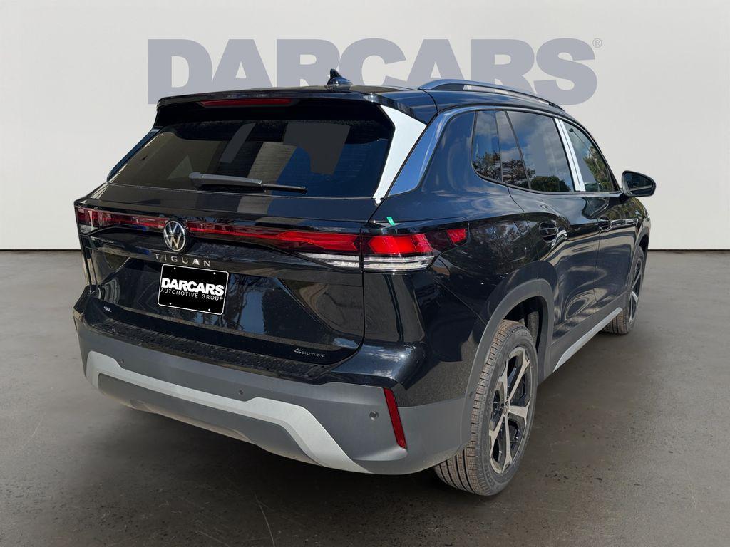 new 2025 Volkswagen Tiguan car, priced at $32,857