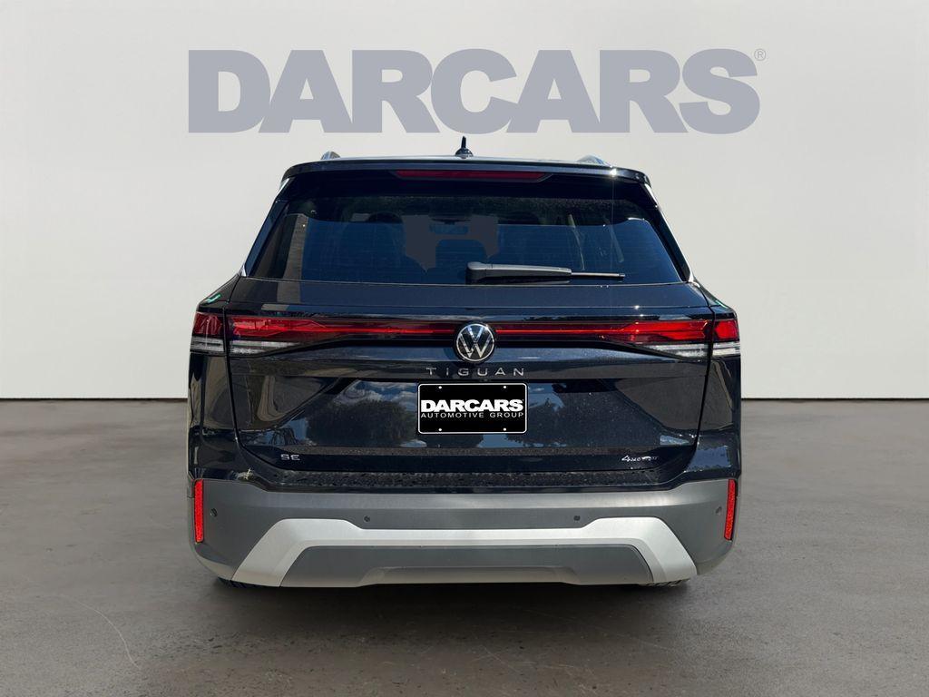 new 2025 Volkswagen Tiguan car, priced at $32,857