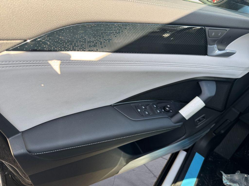 new 2025 Volkswagen Tiguan car, priced at $32,857