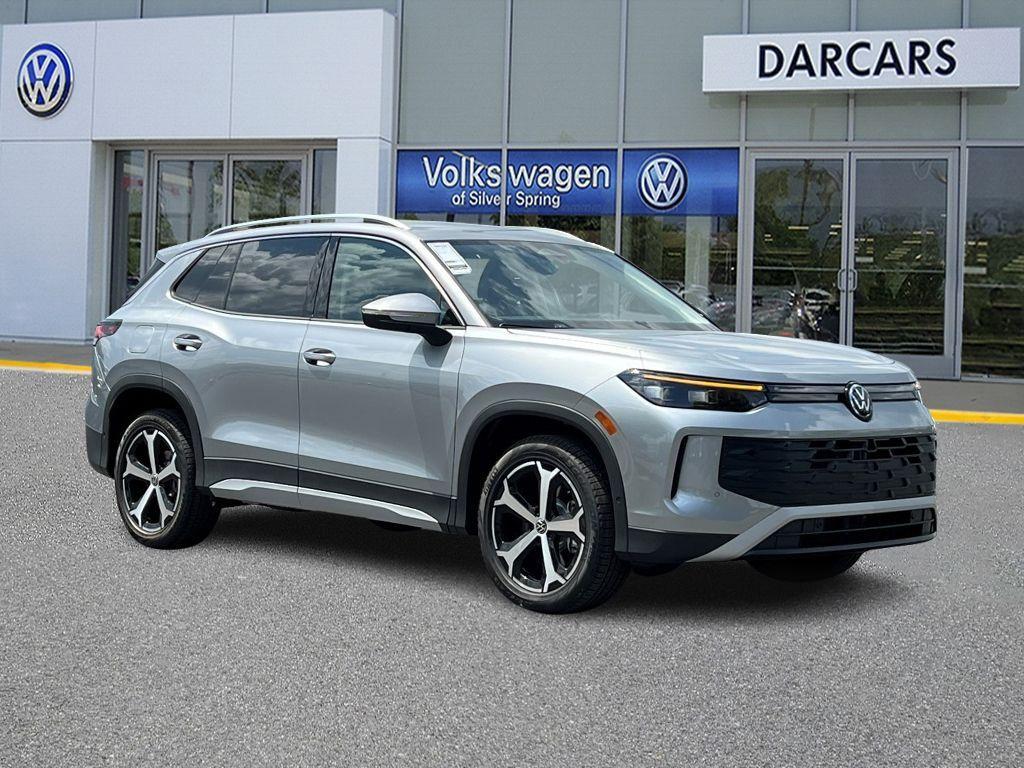 new 2025 Volkswagen Tiguan car, priced at $33,683