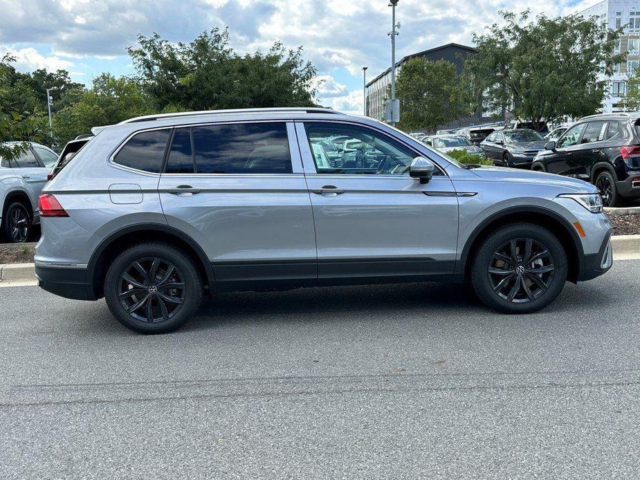 new 2024 Volkswagen Tiguan car, priced at $28,401