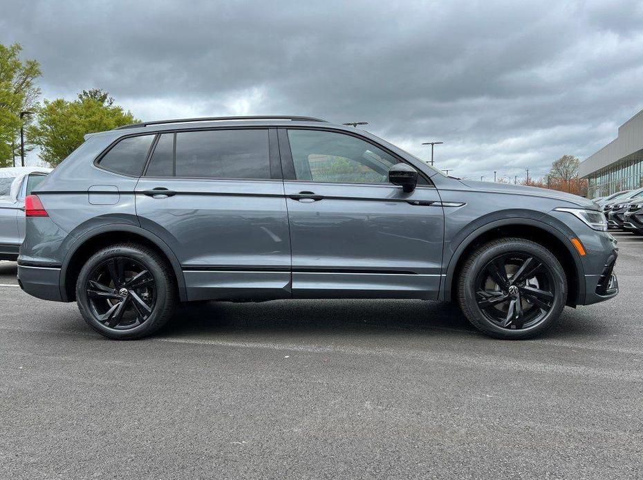 new 2024 Volkswagen Tiguan car, priced at $35,591