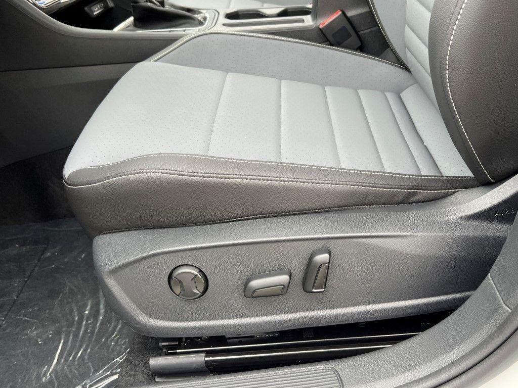 new 2025 Volkswagen Jetta car, priced at $27,233