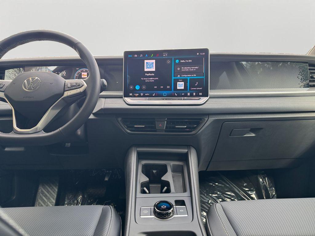 new 2025 Volkswagen Tiguan car