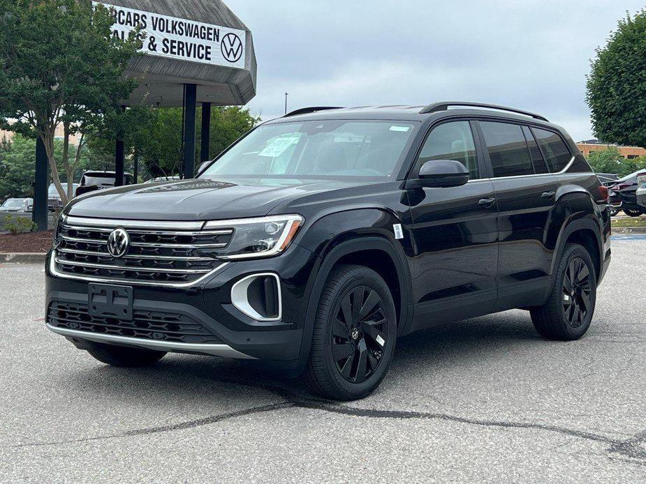 new 2024 Volkswagen Atlas car, priced at $40,563