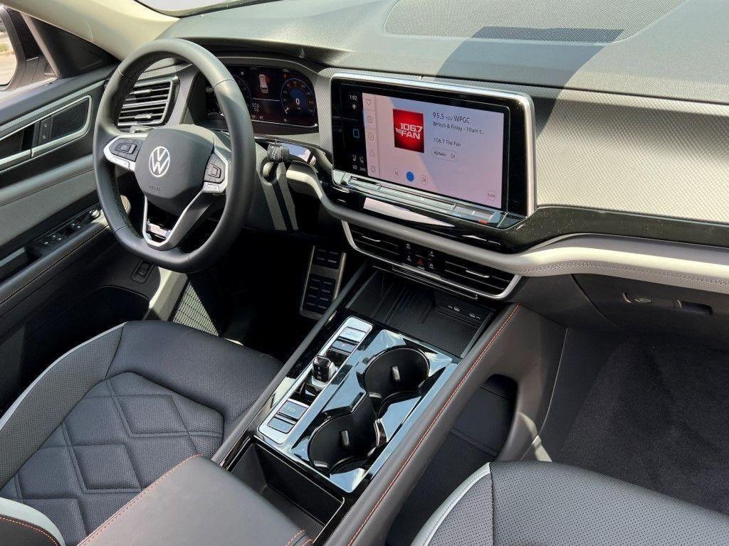 new 2025 Volkswagen Atlas car, priced at $39,959