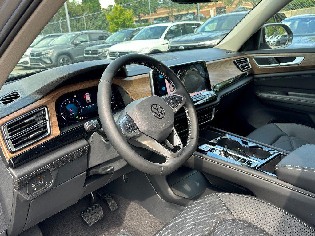 new 2024 Volkswagen Atlas car, priced at $40,649