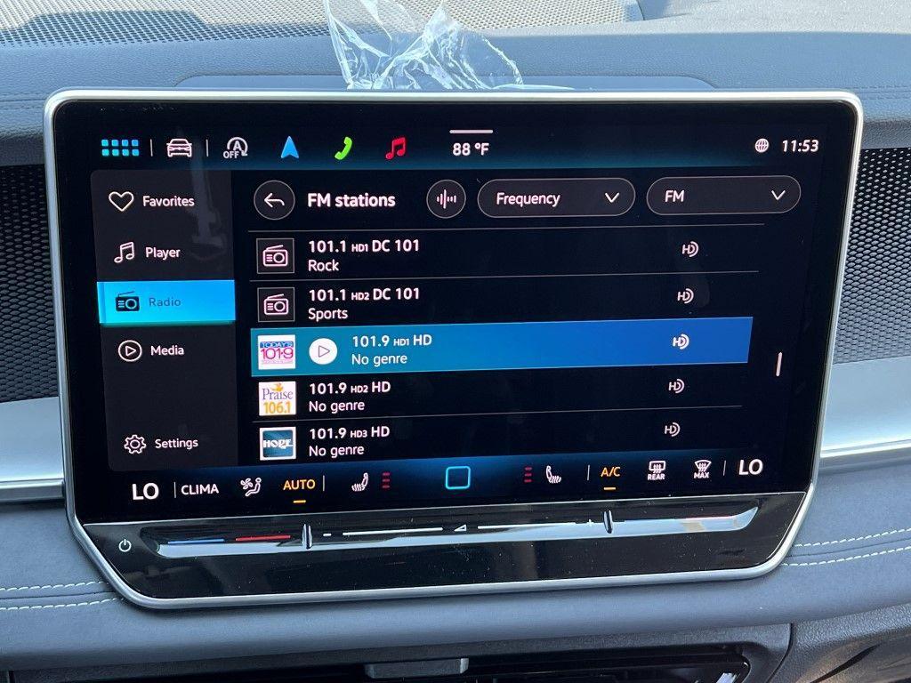 new 2025 Volkswagen Tiguan car, priced at $32,231
