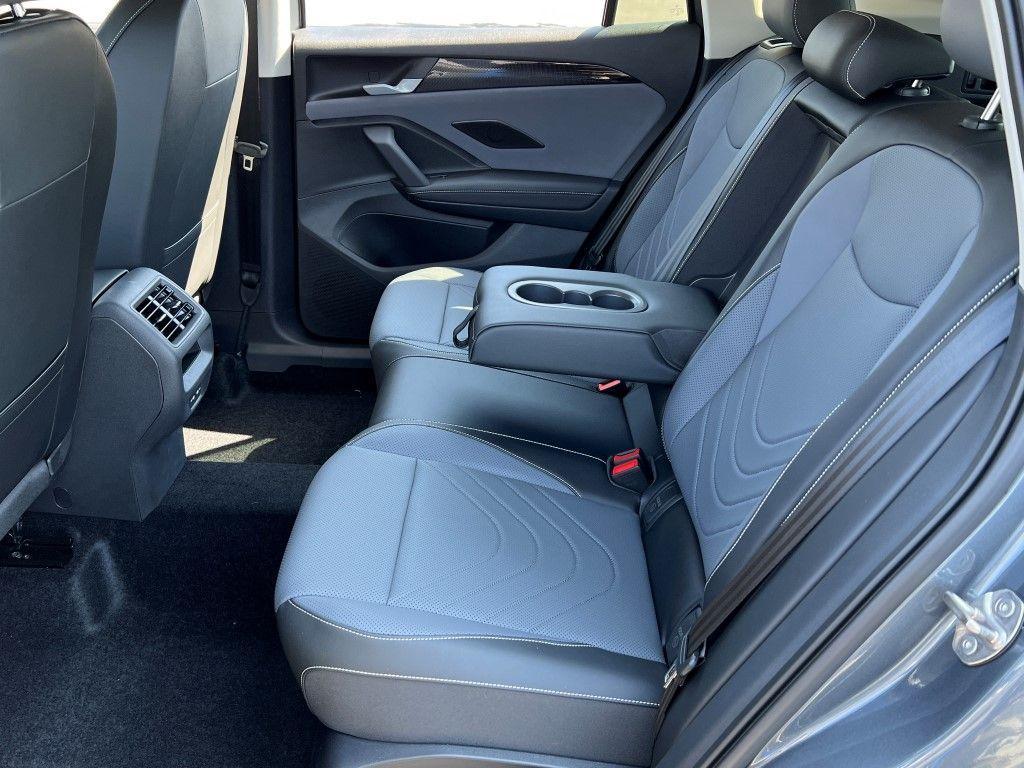 new 2025 Volkswagen Tiguan car, priced at $32,231