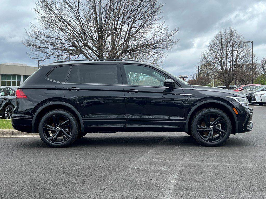 new 2024 Volkswagen Tiguan car, priced at $35,371