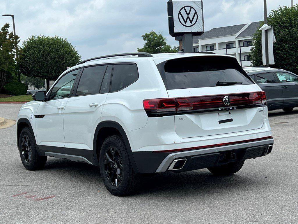 new 2024 Volkswagen Atlas car, priced at $46,580