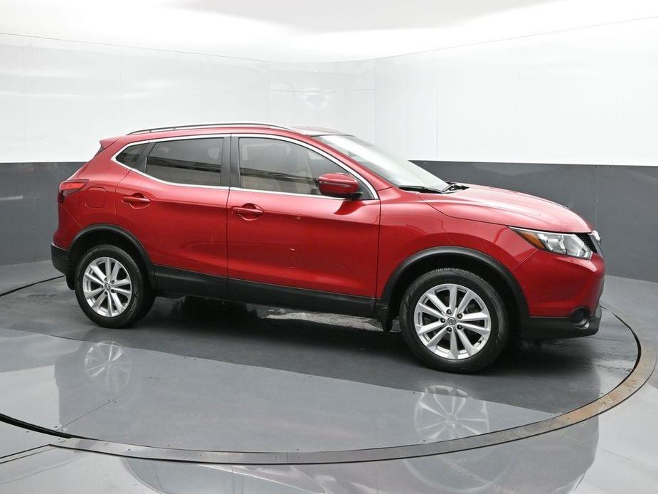 used 2017 Nissan Rogue Sport car