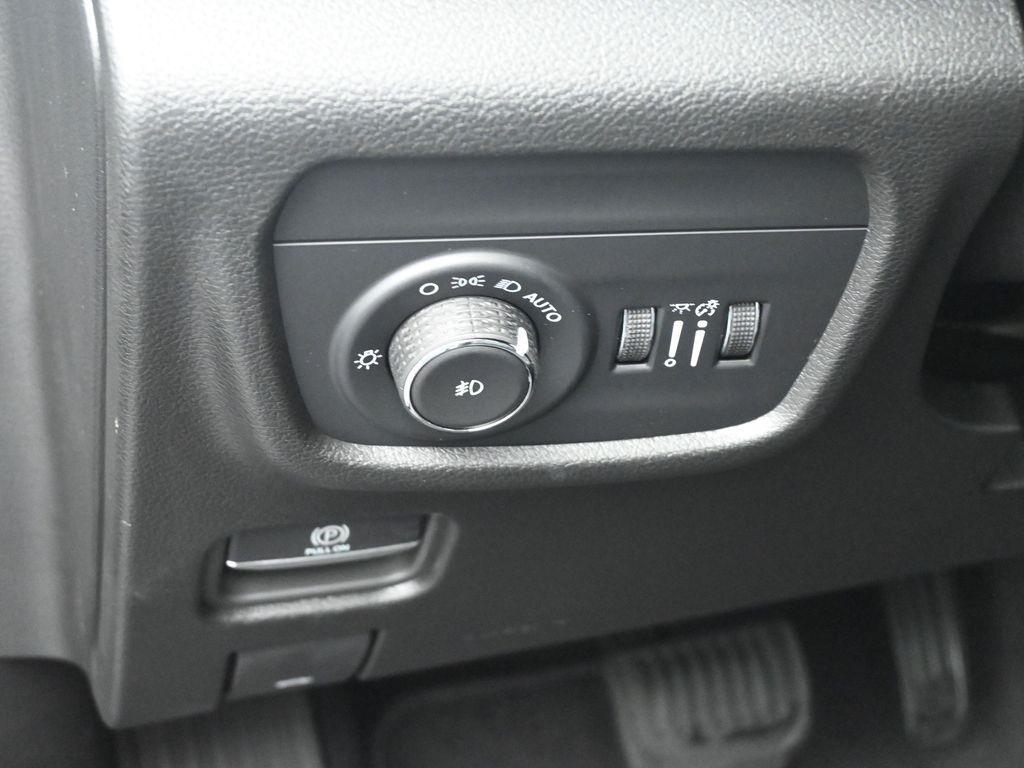 new 2025 Jeep Grand Cherokee L car, priced at $45,559