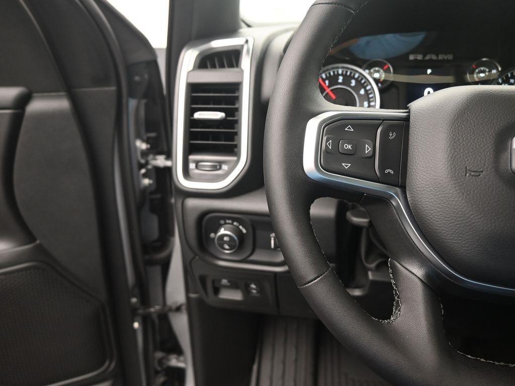 new 2025 Ram 1500 car, priced at $43,934