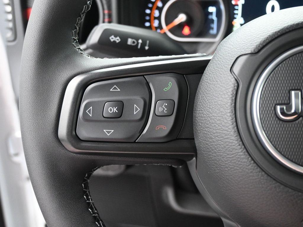 new 2025 Jeep Gladiator car, priced at $51,025