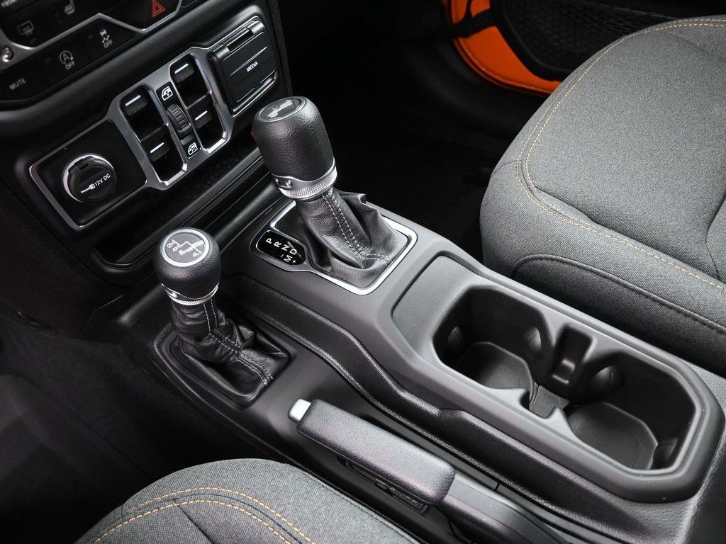 new 2025 Jeep Wrangler car, priced at $51,996