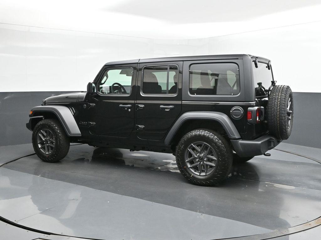 new 2025 Jeep Wrangler car, priced at $47,085