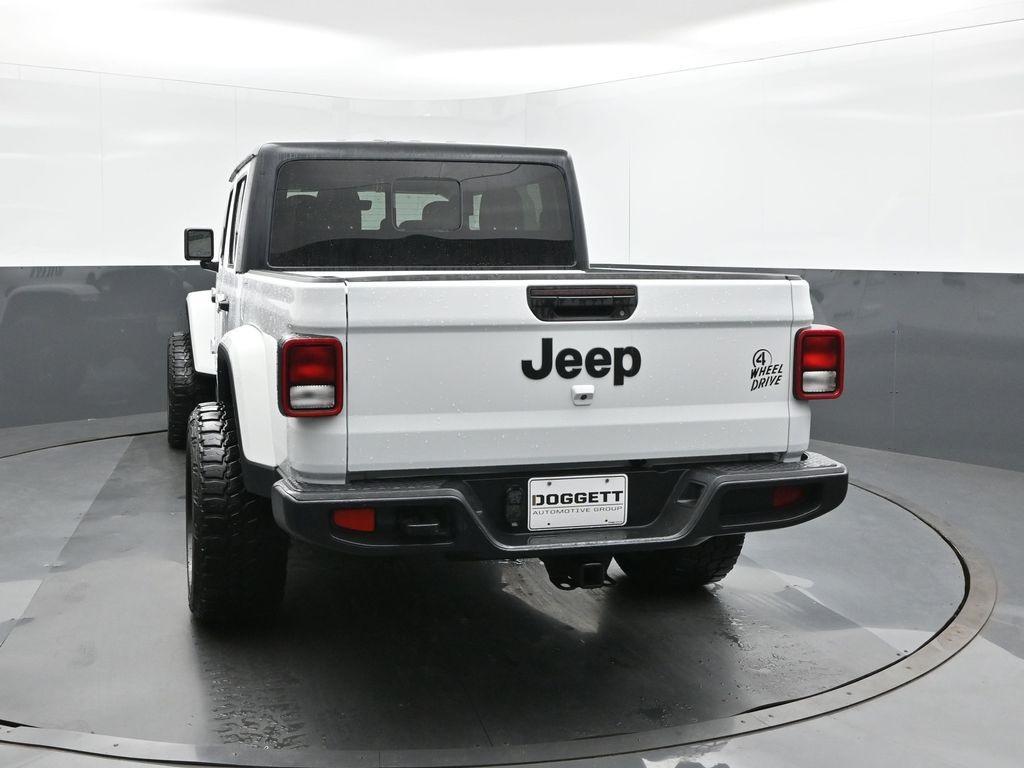 used 2021 Jeep Gladiator car, priced at $32,757