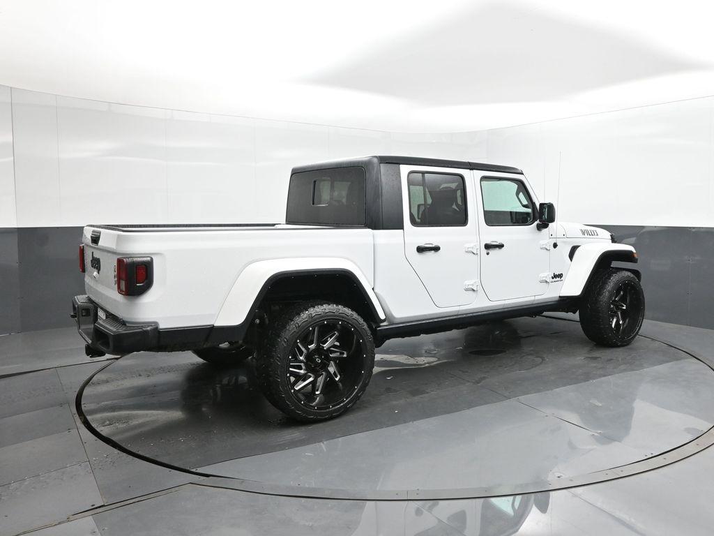 used 2021 Jeep Gladiator car, priced at $32,757